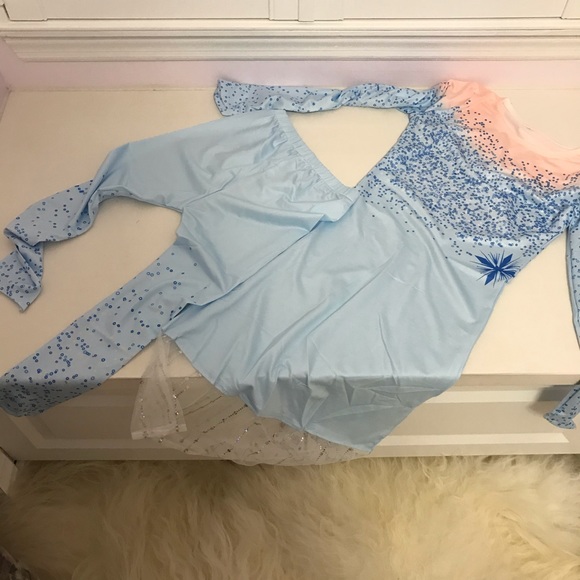 Frozen Elsa costume 2 pieces - Picture 5 of 8